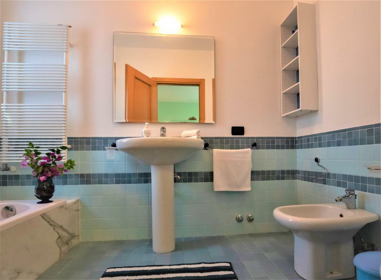 B&B Villa Apuana Marina Di Carrara Exterior foto
