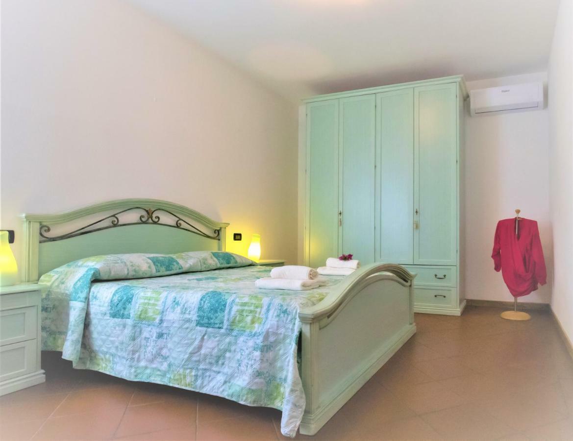 B&B Villa Apuana Marina Di Carrara Exterior foto